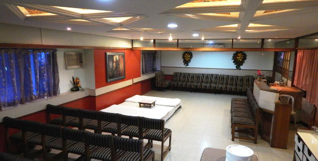 Hotel Raviraj Pune Dış mekan fotoğraf