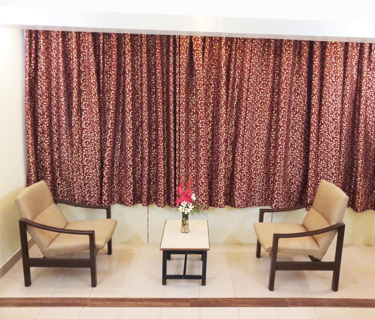 Hotel Raviraj Pune Dış mekan fotoğraf